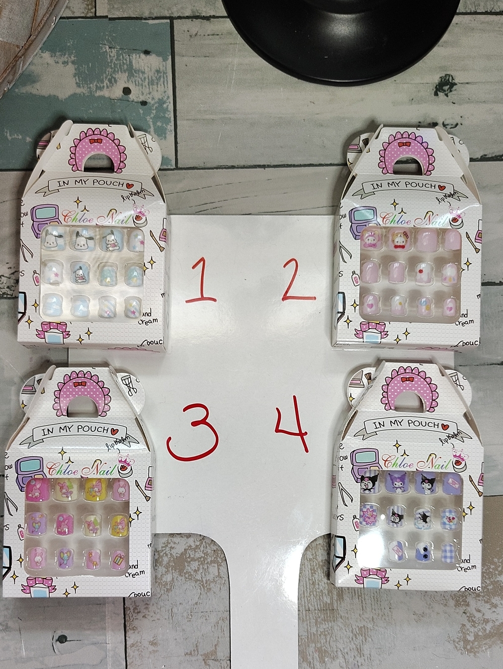 💗Childs Hello Kitty & Friends Press-On Nail Set Pre-glued💗